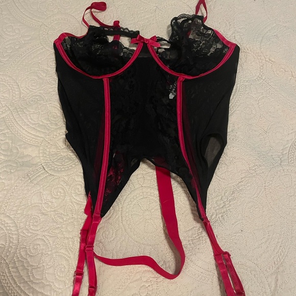 Adore Me Other - 🔹Elegant Black and Red Lace Lingerie🔹